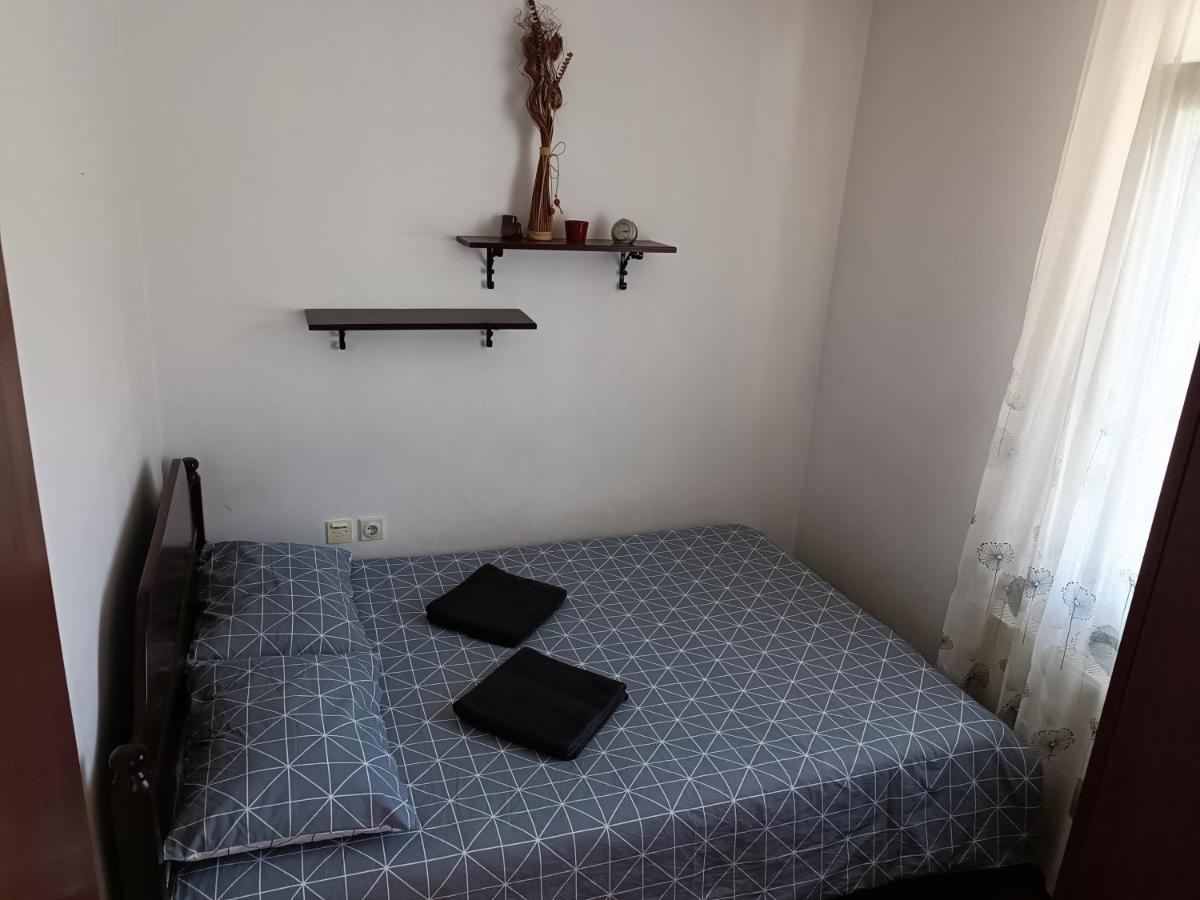 Serbian Home With Garden Krnjaca Eksteriør billede