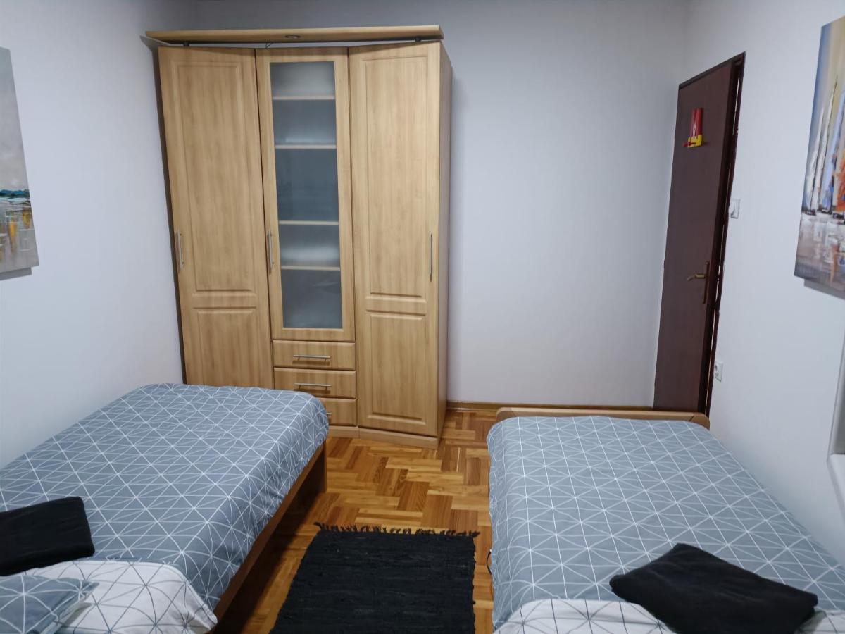 Serbian Home With Garden Krnjaca Eksteriør billede